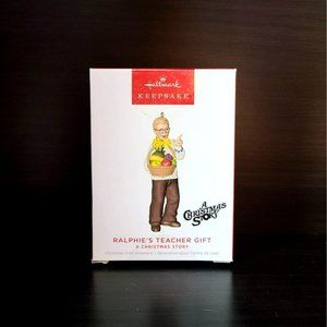 2022‎ Hallmark RALPHIE'S TEACHER GIFT A Christmas Story Keepsake Ornament